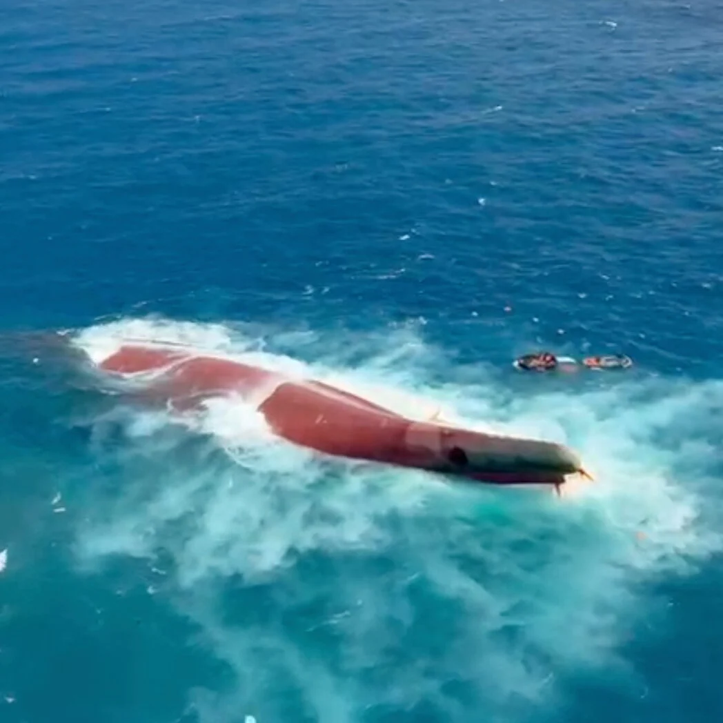 Ferry Sinks in Java Sea, 120 Unaccounted After 6 Killed