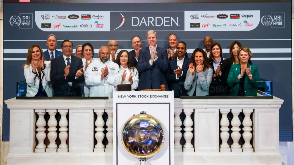 Morgan Stanley Names Warner Music, Other Stocks as Buy