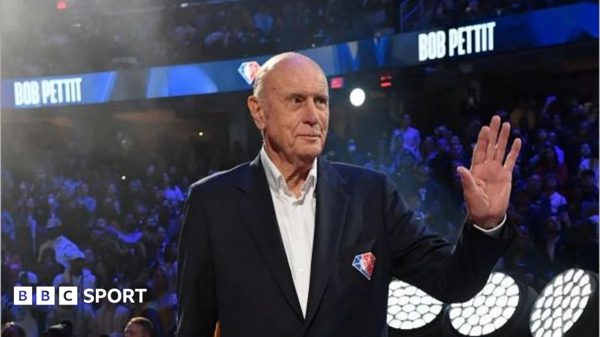 NBA Legend Bob Pettit, First MVP Award Winner, Dies at 93