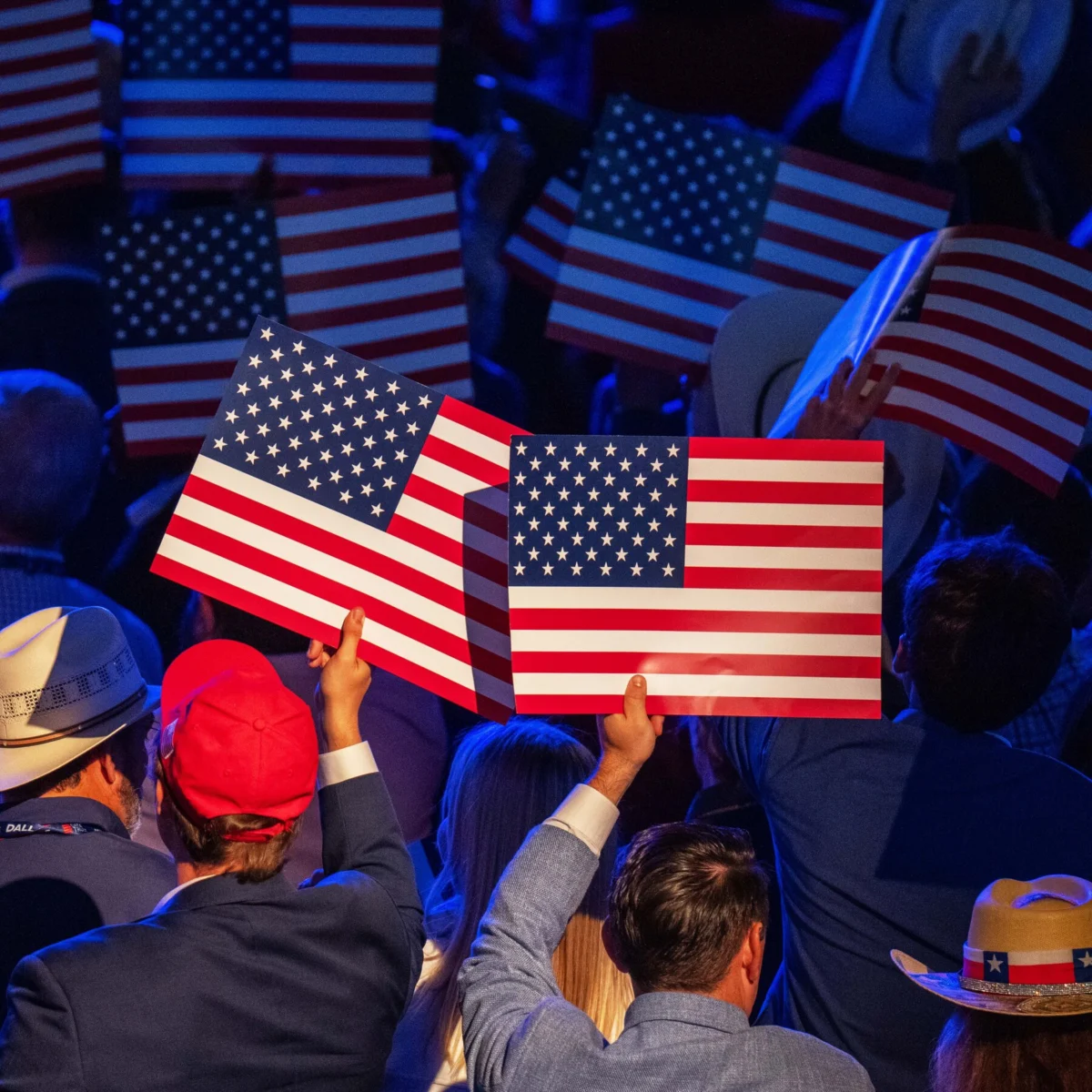 Democrats Gain Midterm Momentum as Trump Dismisses AI Concerns