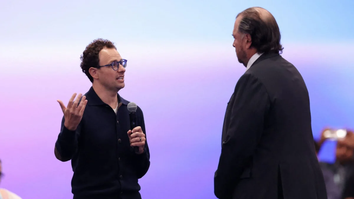 Nvidia Huang Clashes with Anthropic OpenAI CEOs on AI Safety