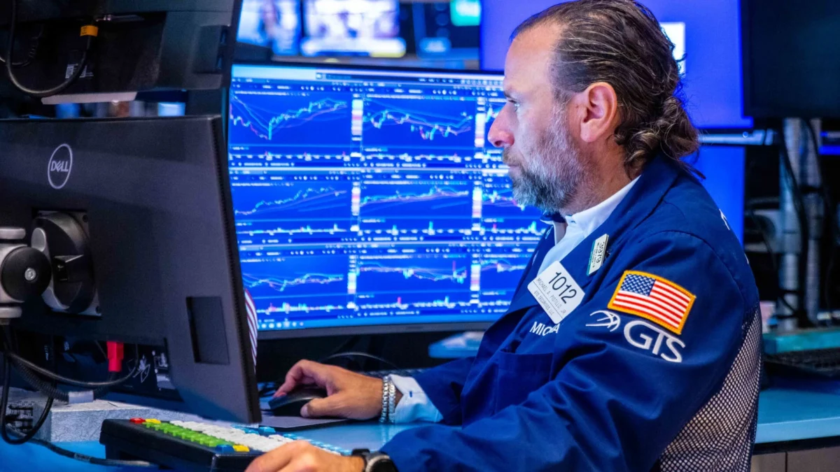 Oil and Treasury Yields Move in Lockstep, Pressuring Markets