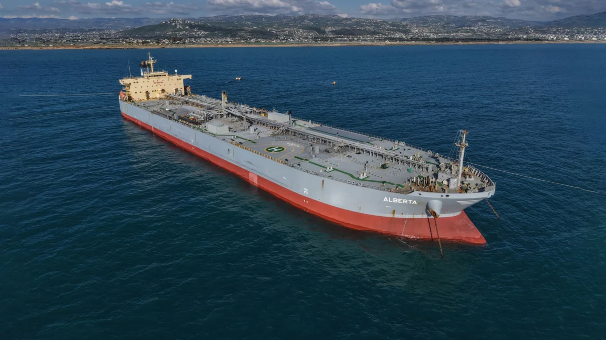Oil Prices Dip on Iran-US Diplomacy Hopes