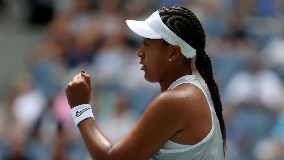 Naomi Osaka advances to US Open third round with win over Katerina Siniakova