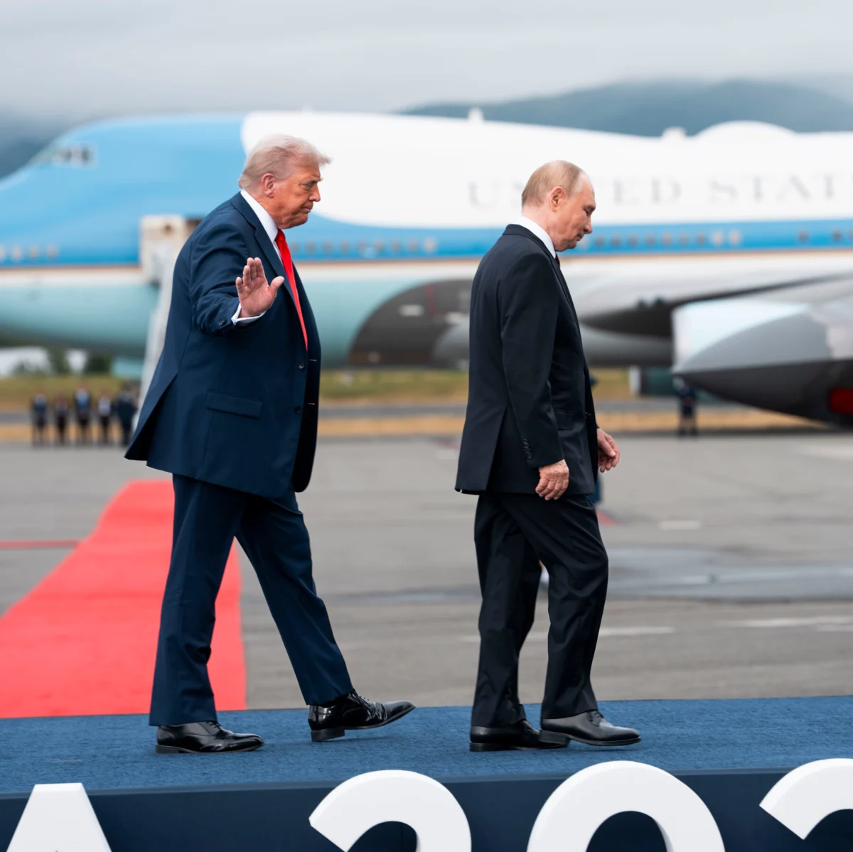 Russia Warns U.S. Sanctions Law Could Undermine Trump Peace Push