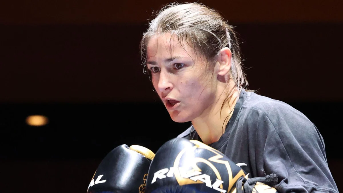 Shields and Taylor Ranked as Boxing Greats