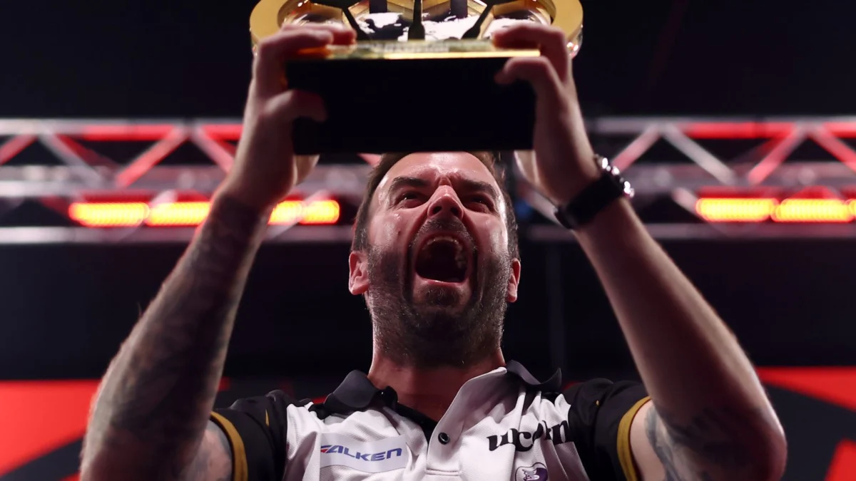 Ross Smith Wins World Series Finals After Littler Exit