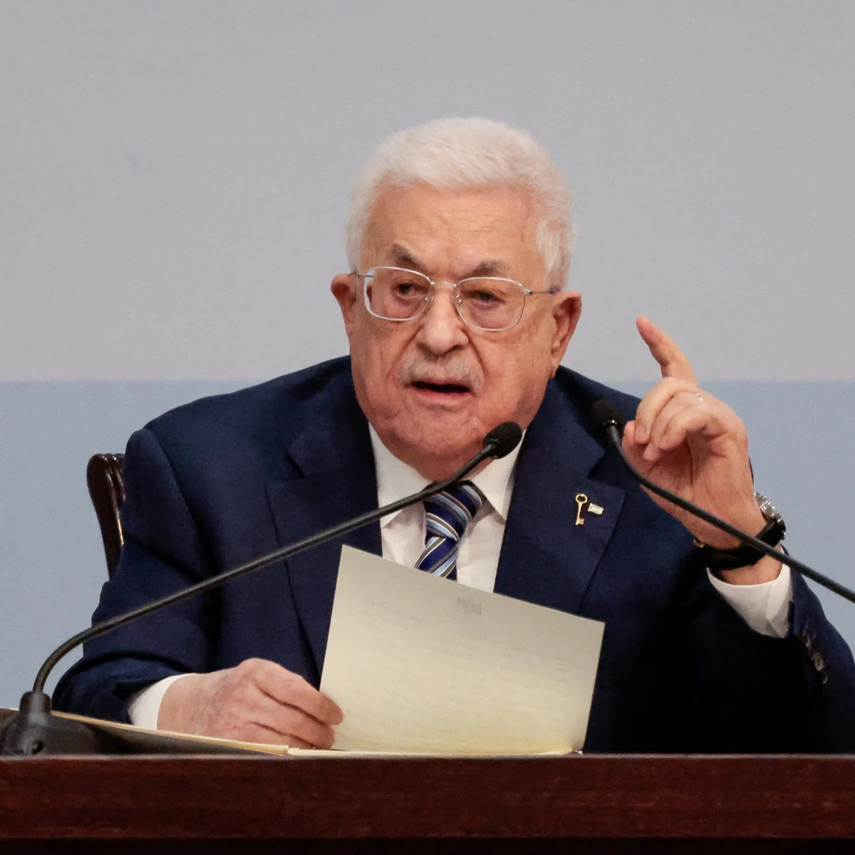 State Department Extends Visa Ban on Abbas, Palestinian Officials