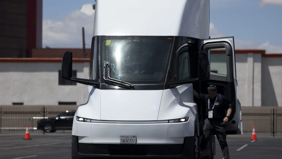 Tesla Eyes Heavy-Duty Truck Expansion With Nevada Factory Opening