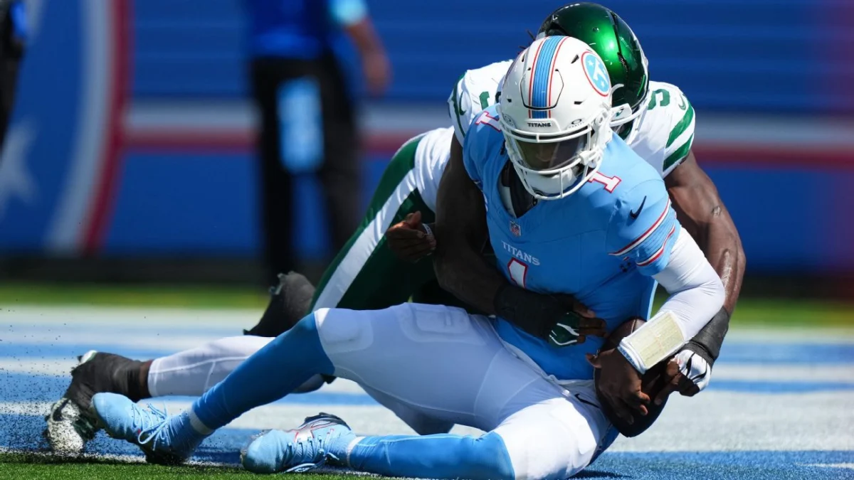 Titans lose 23-10 in Saleh’s debut as Ward struggles offensively