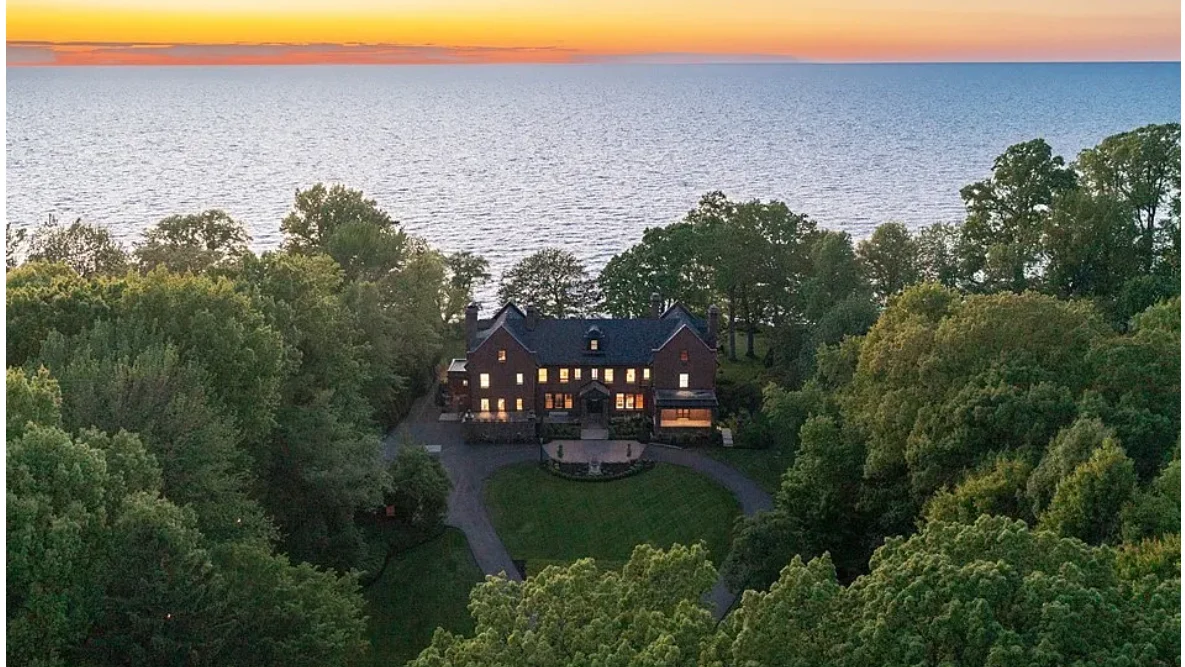 Travis Kelce bought $5.35M Ohio home before Taylor Swift wedding