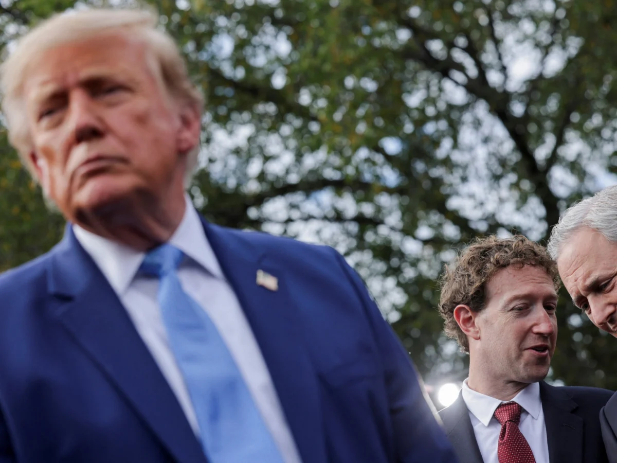Trump Plans 32-Day Midterm Campaign Amid Voter Concerns