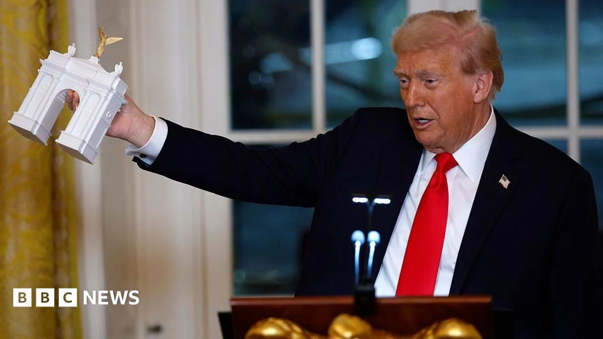 Trump’s Massive Arch Plans Advance Amid Growing Opposition