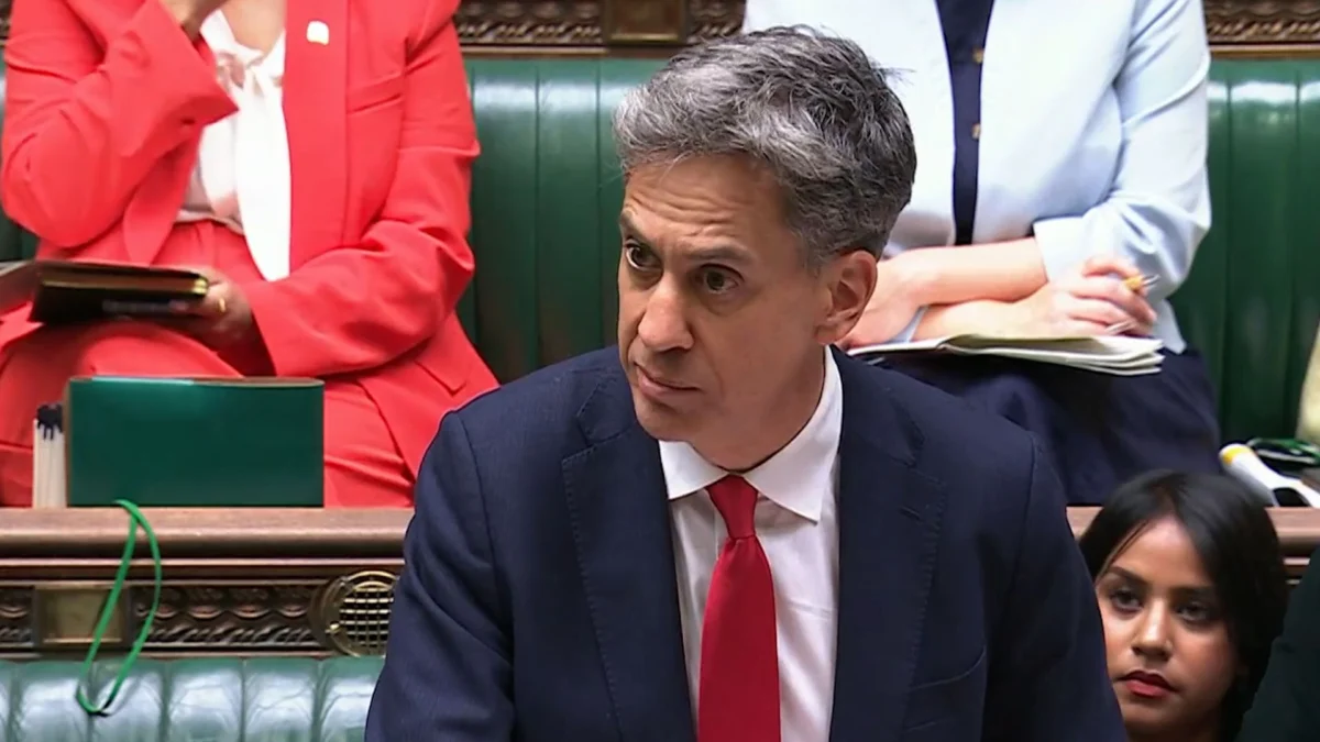 UK Foreign Secretary condemns Israeli West Bank settlements