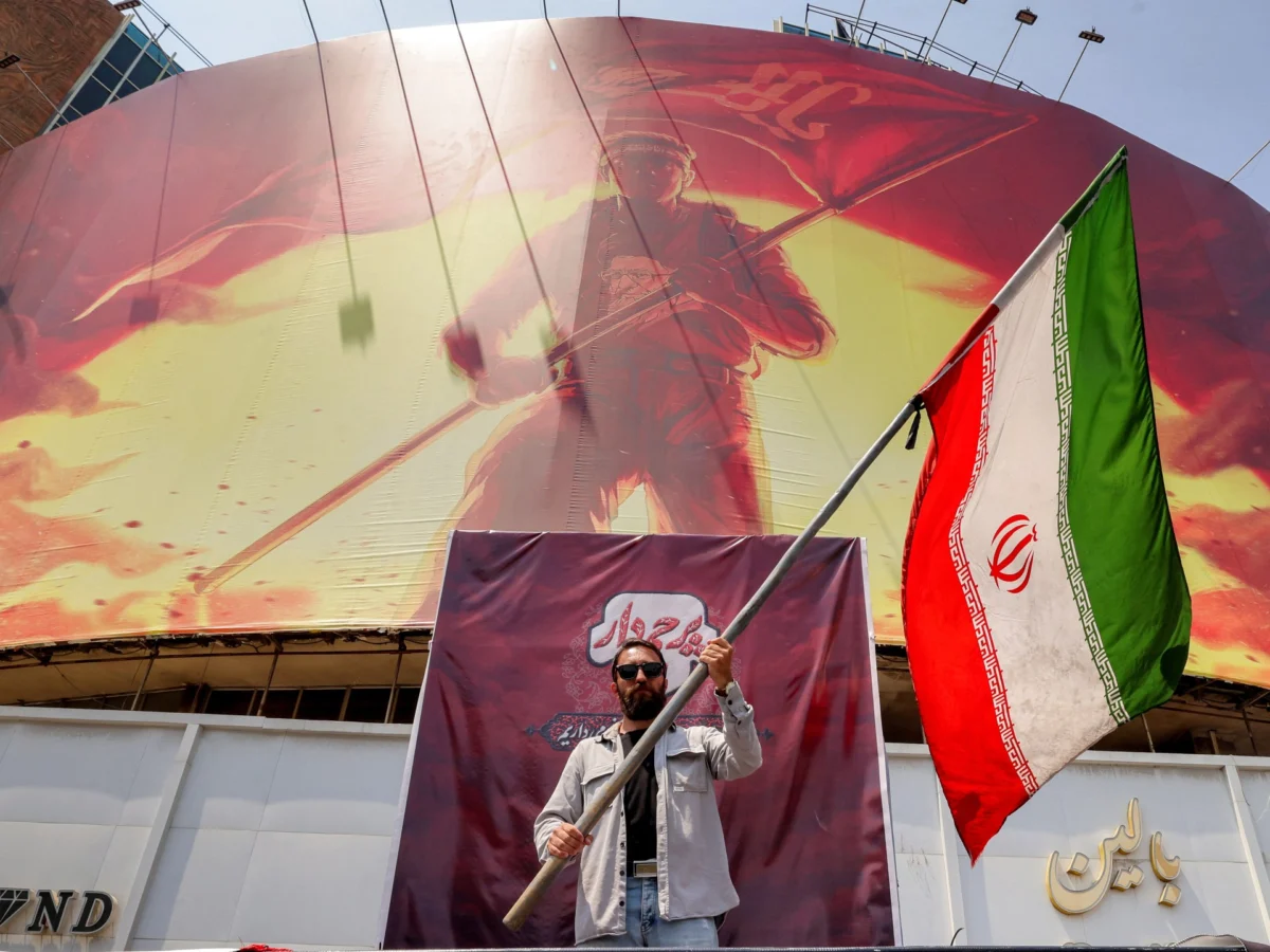 US Launches New Attacks on Iran
