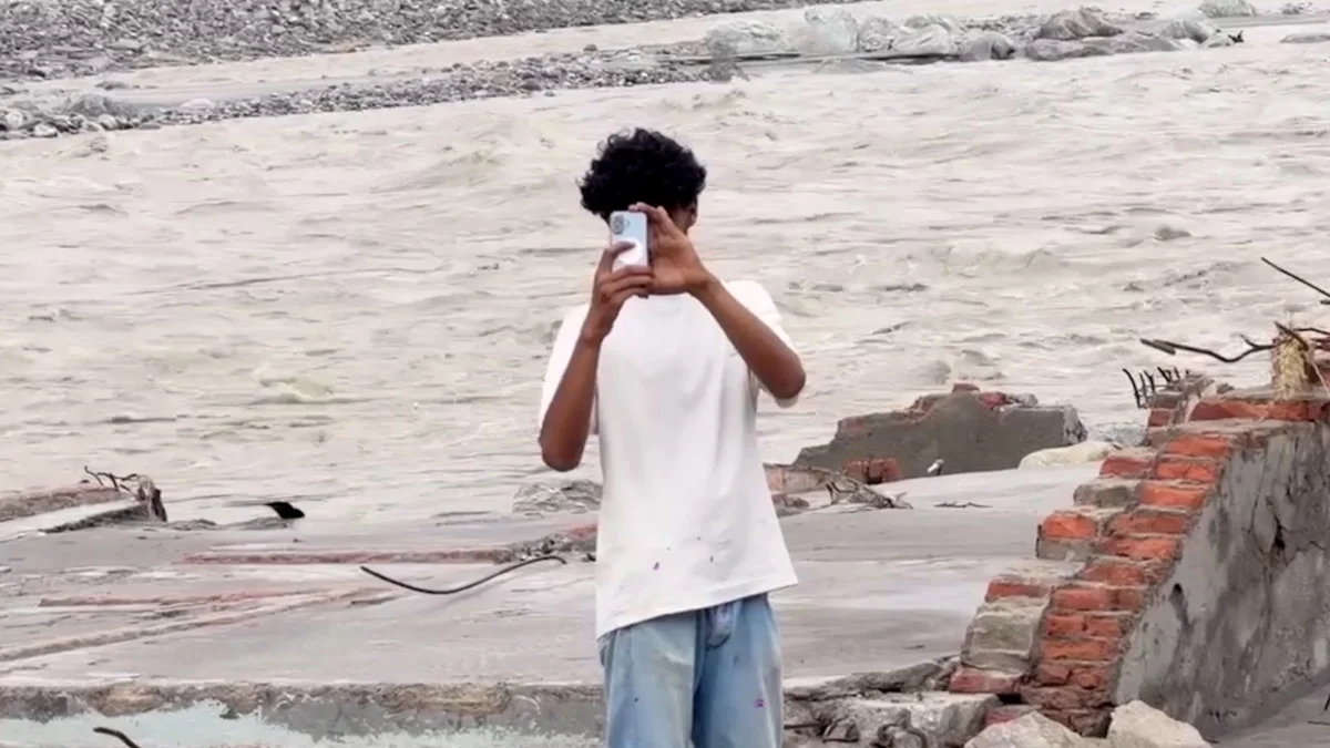 Influencers accused of exploiting Nepal flood survivors for social media