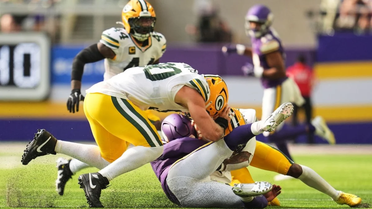 Vikings’ O’Connell Doesn’t Fault Packers for Hit on Murray