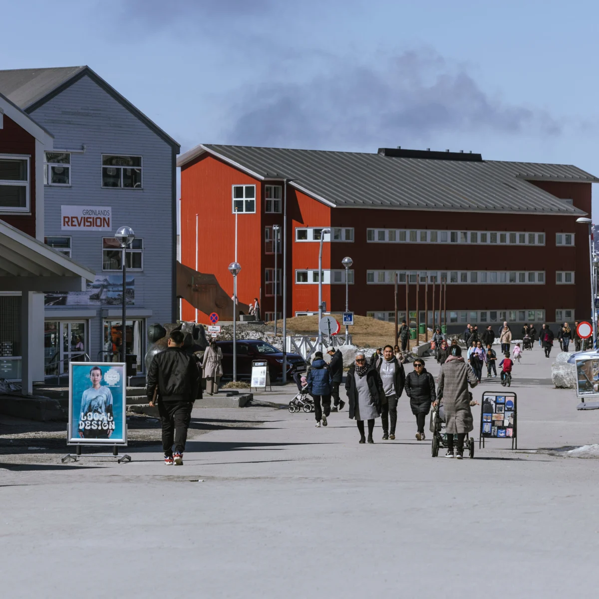 Trump Eyes Greenland Security Deal Over Takeover