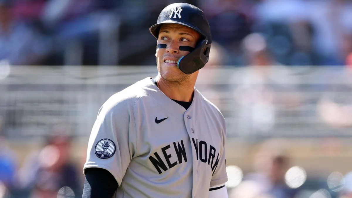 Yankees Pull Aaron Judge vs. Twins Over Lower-Leg Tightness