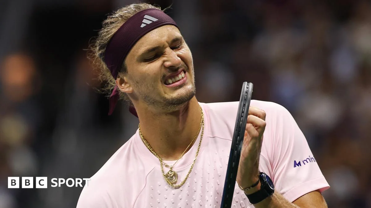 Zverev Advances After Late-Night US Open Match