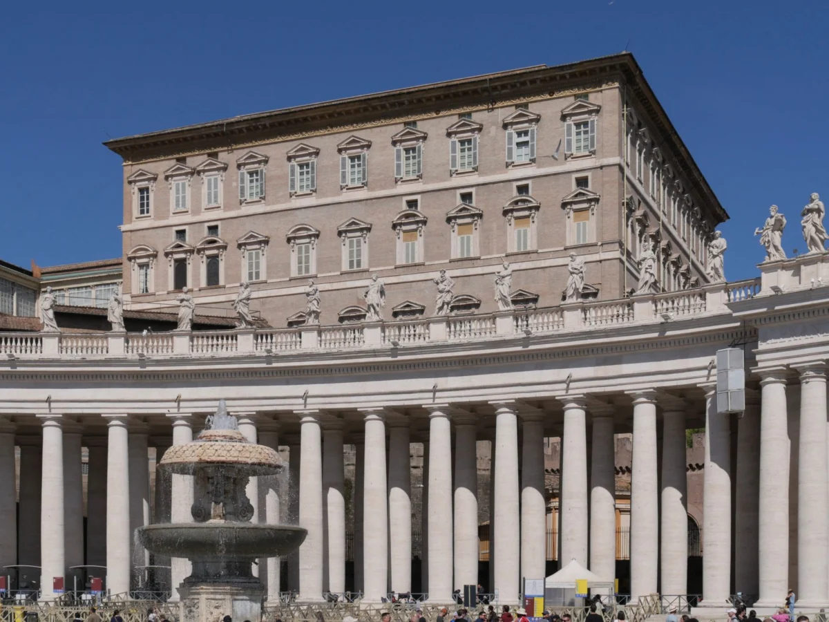 Pope Leo Says AI Safety Concerns Are Not ‘Fake News’
