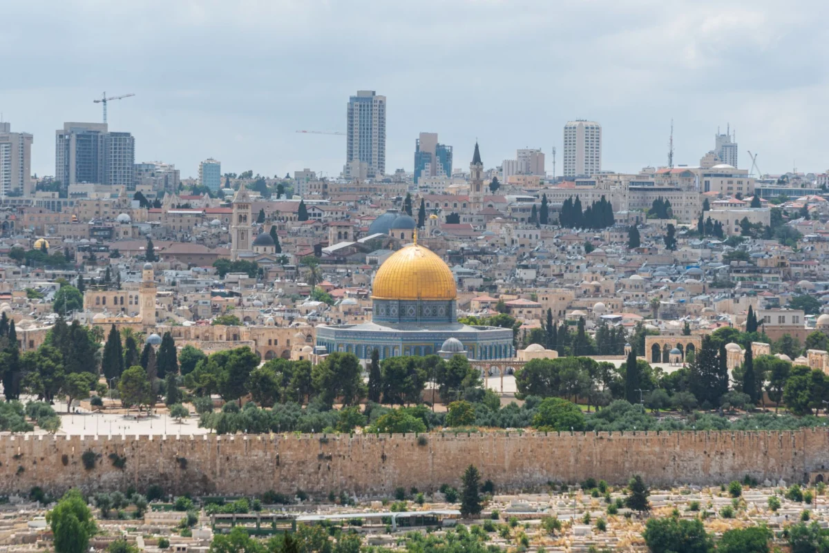 EU Commissioner Meets Israeli Minister on EU-Israel Ties and Gaza