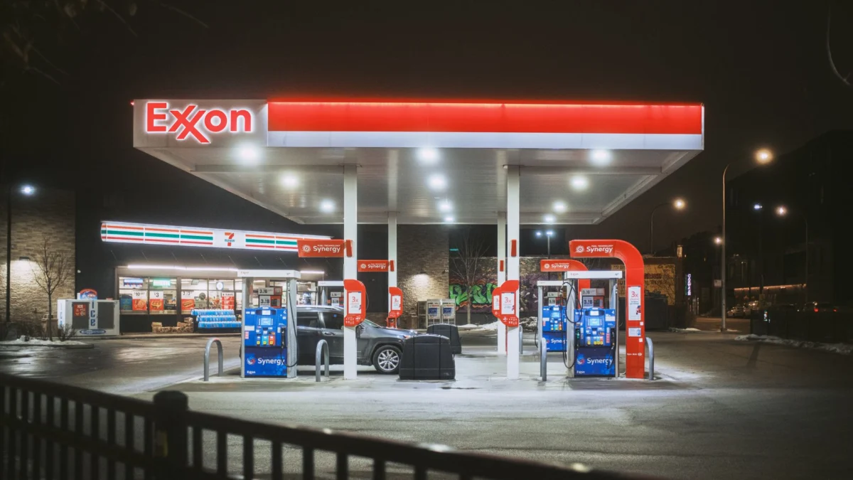 Floodwater Overwhelms Pump at Exxon Joliet Refinery, Facility Remains Offline
