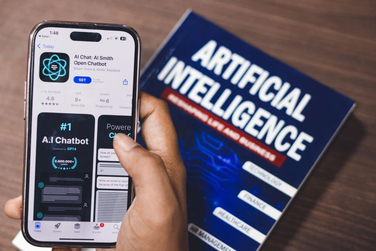 OpenAI Blames Apple in Trade-Secret Dispute