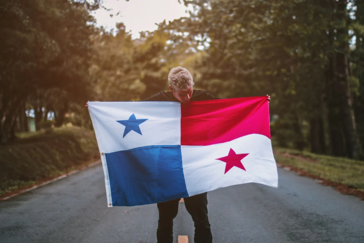 US Deports Iranian Christian to Panama Without Resettlement Plan