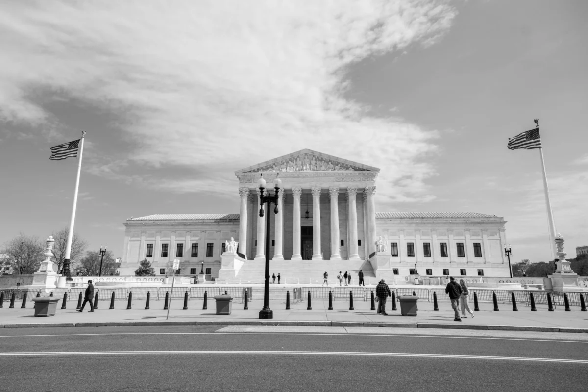 Supreme Court Allows White House to Proceed With Ballroom Construction