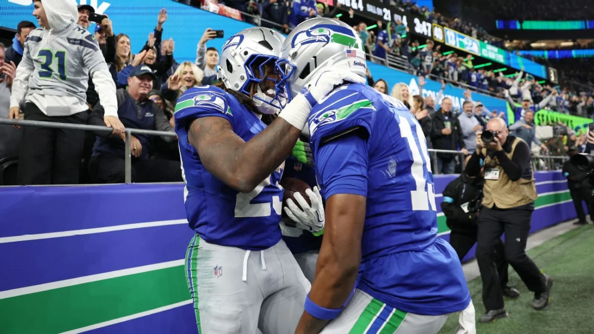 Seahawks Mock Swift, Kelce in Week 7 NFL Troll roundup