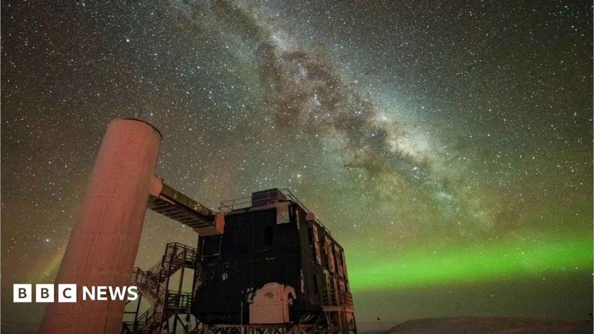 Belgian Physicist Wins Nobel for Ghost Particle Telescope Work
