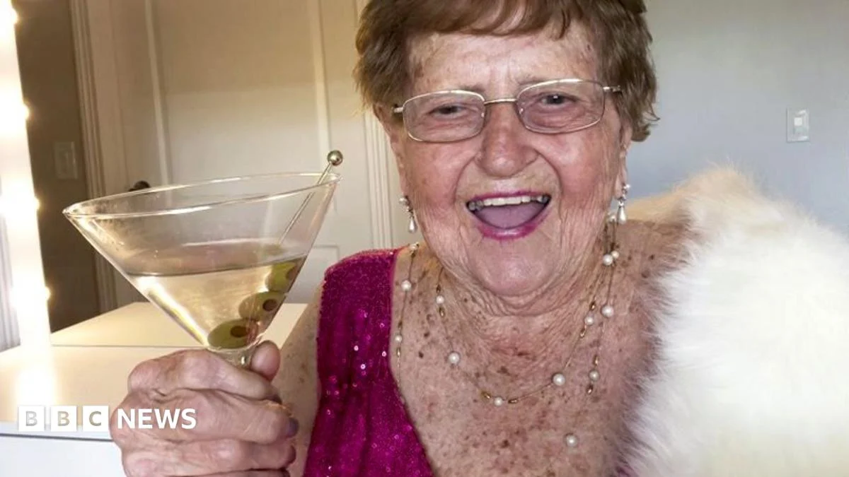 Senior Influencers Find Fame on TikTok in Later Years