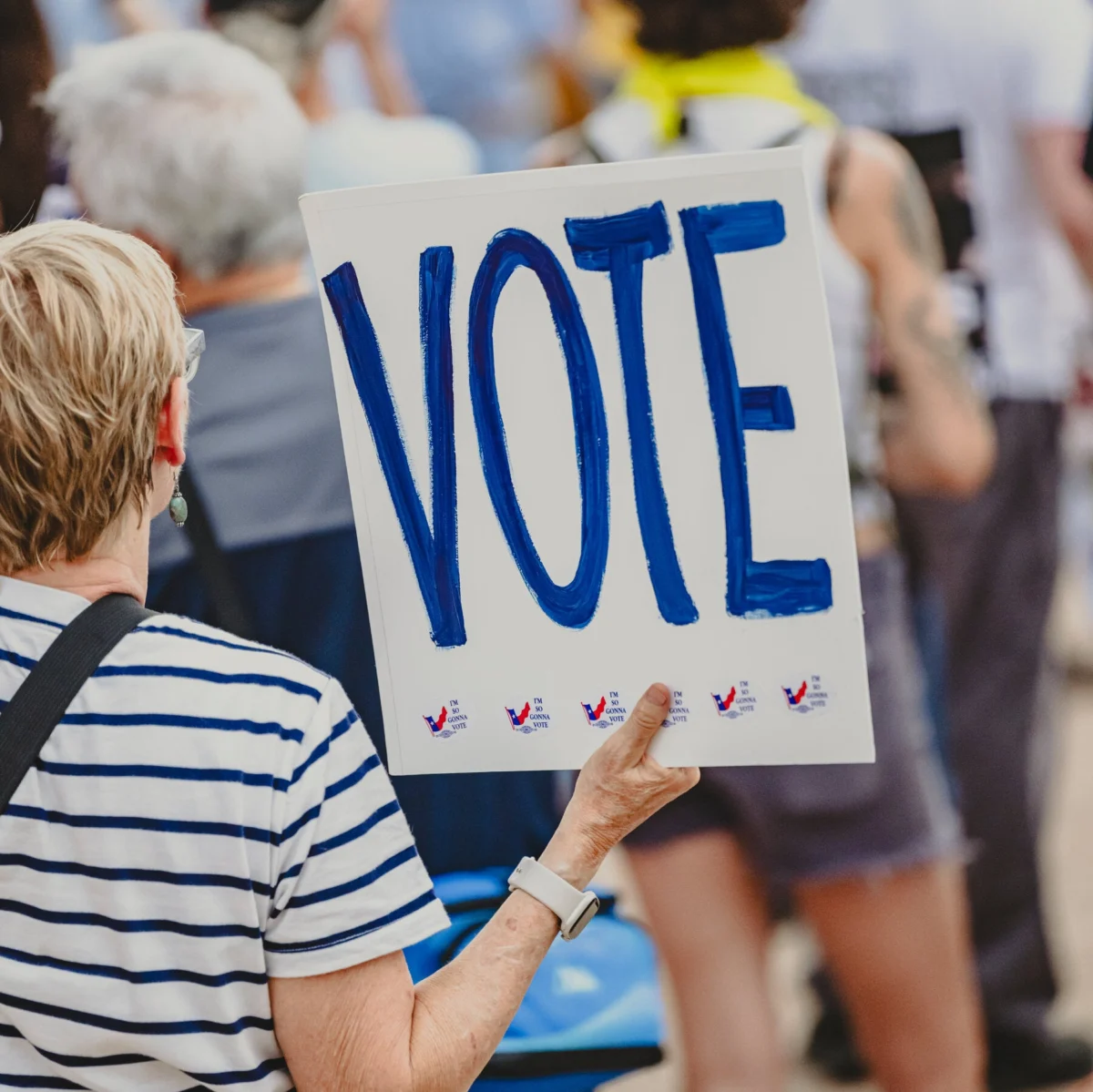 Bots Fuel Online Senate Race Discussion in Kansas and Texas