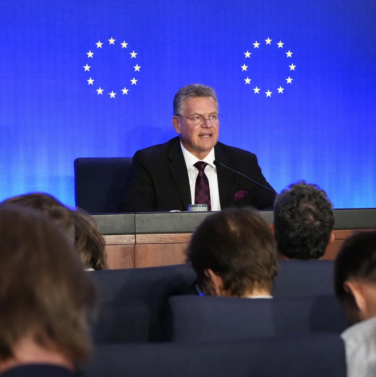 EU-China Trade Deal May Halve Chinese Hybrid Car Exports
