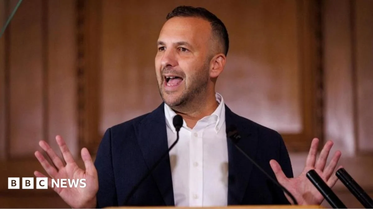Chris Mason Faces Greatest Leadership Crisis Over Zionism Motion and By-Election Loss