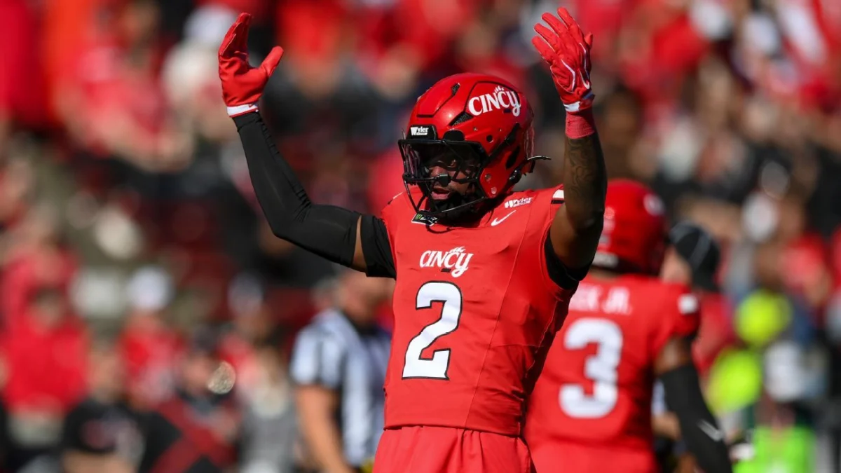 Cincinnati, UCF lead top trolls from CFB Week 8