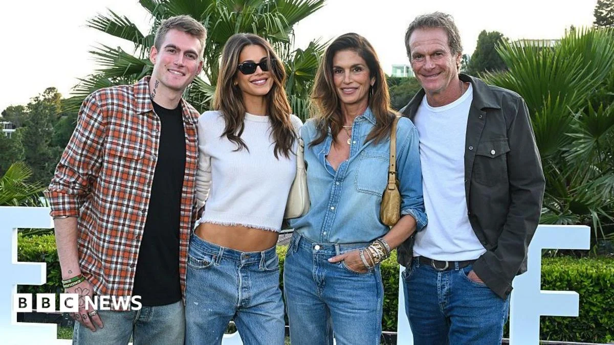Cindy Crawford Mourns Son Presley Gerber’s Death at 27