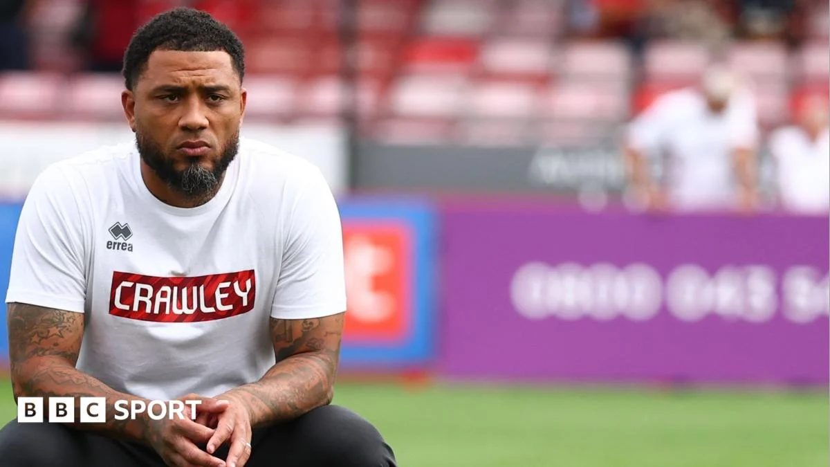 Crawley Town Sack Head Coach Colin Kazim-Richards
