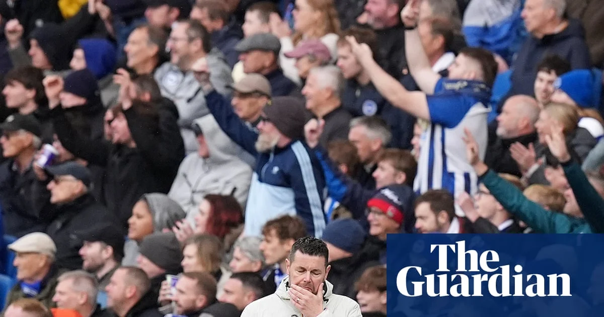 Crystal Palace Extends Sage Tenure Amid Relegation Pressure