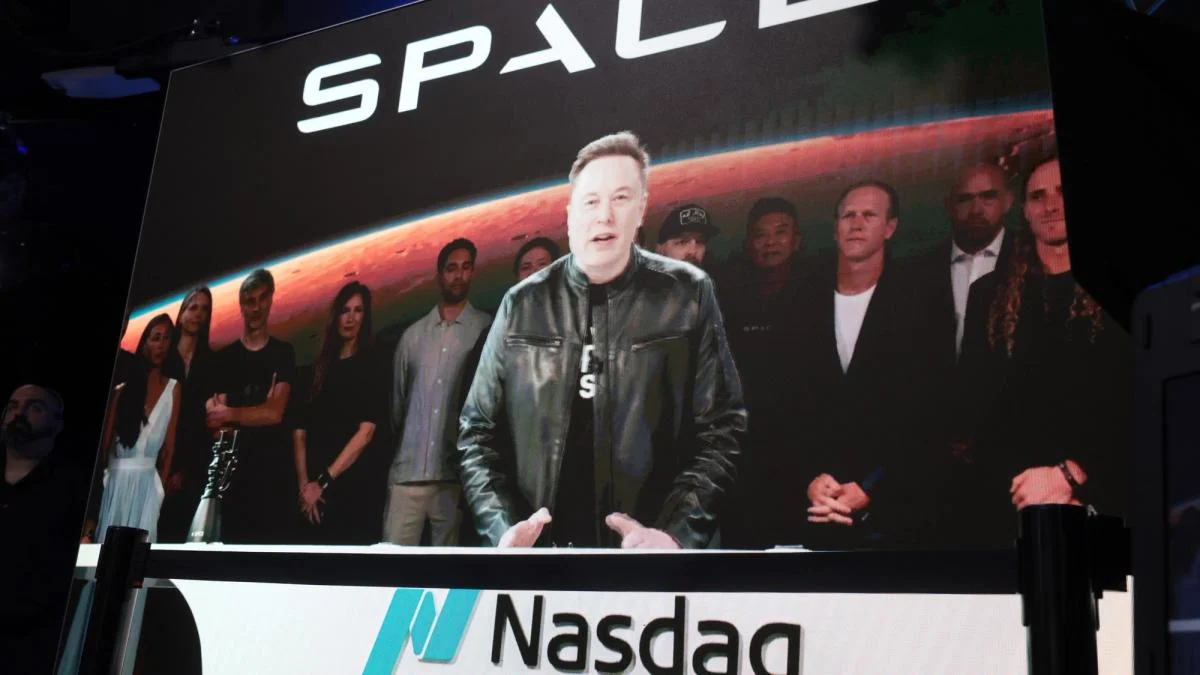 SpaceX Borrows $40B for AI Chips as Musk Warns on Cloud Shakeout