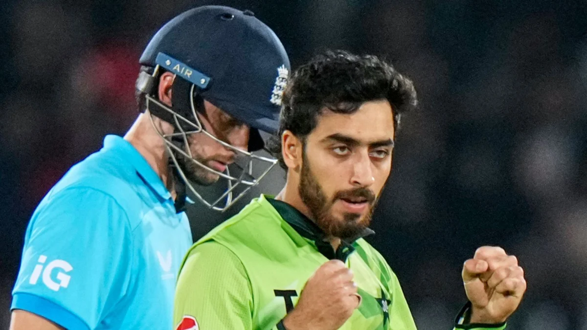 England Take First-Ball Wicket in ODI vs Pakistan