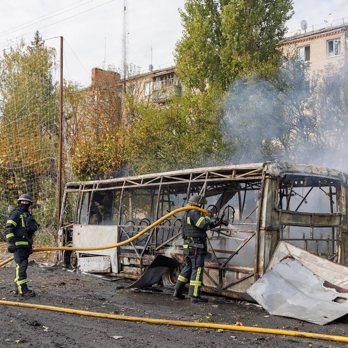 Russian Strikes on Ukrainian Cities Kill Dozens in Fresh Attacks