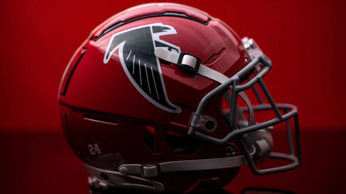 Falcons to feature viral stripe pattern on throwback helmets
