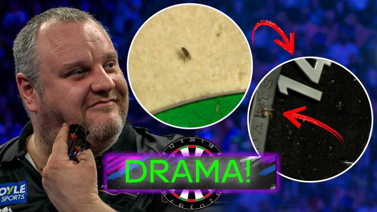 Fly and Spider Interrupt Play During World Grand Prix Darts Match