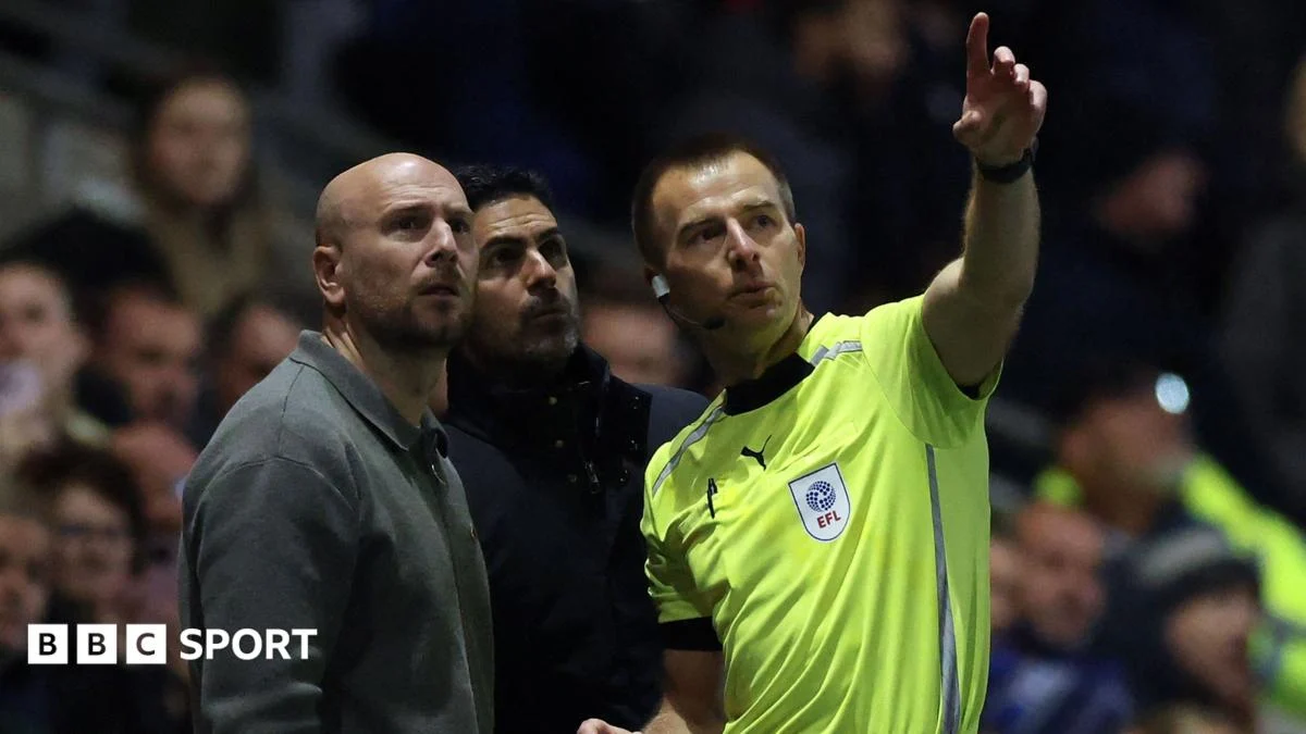 Drone Delay Halts Fleetwood-Arsenal Carabao Cup Match