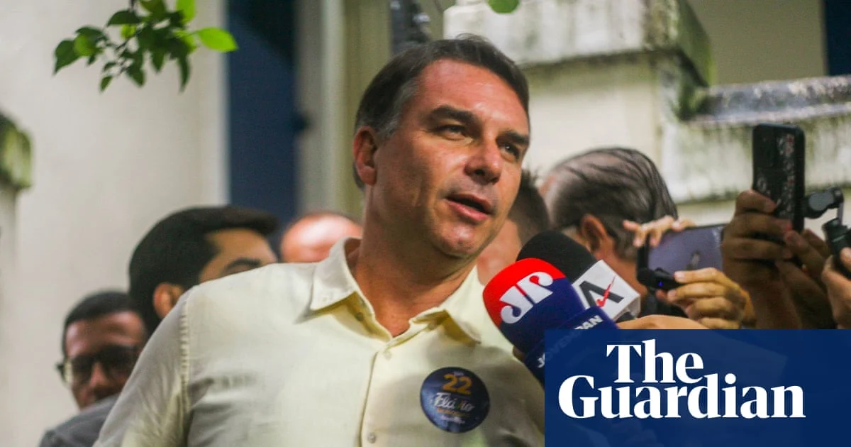 Flávio Bolsonaro flees Brazil after election loss