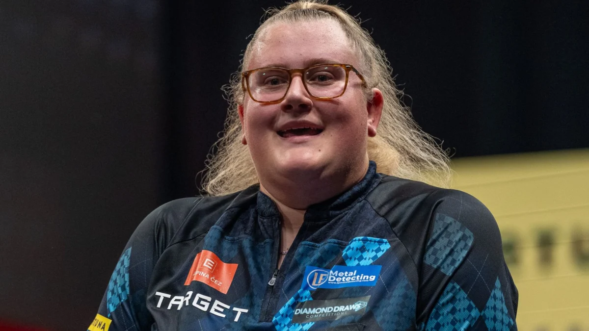 Greaves ends Women’s Series season with record-breaking win