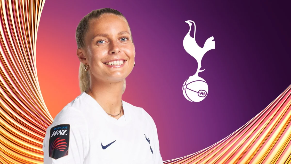 Holdt Says Nobody at Spurs Annoyed by Second Place in WSL