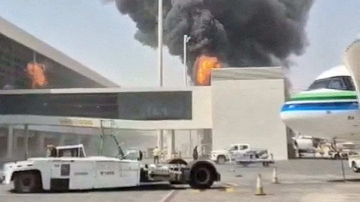 Houthis Threaten Saudi Aramco Facilities and Airports